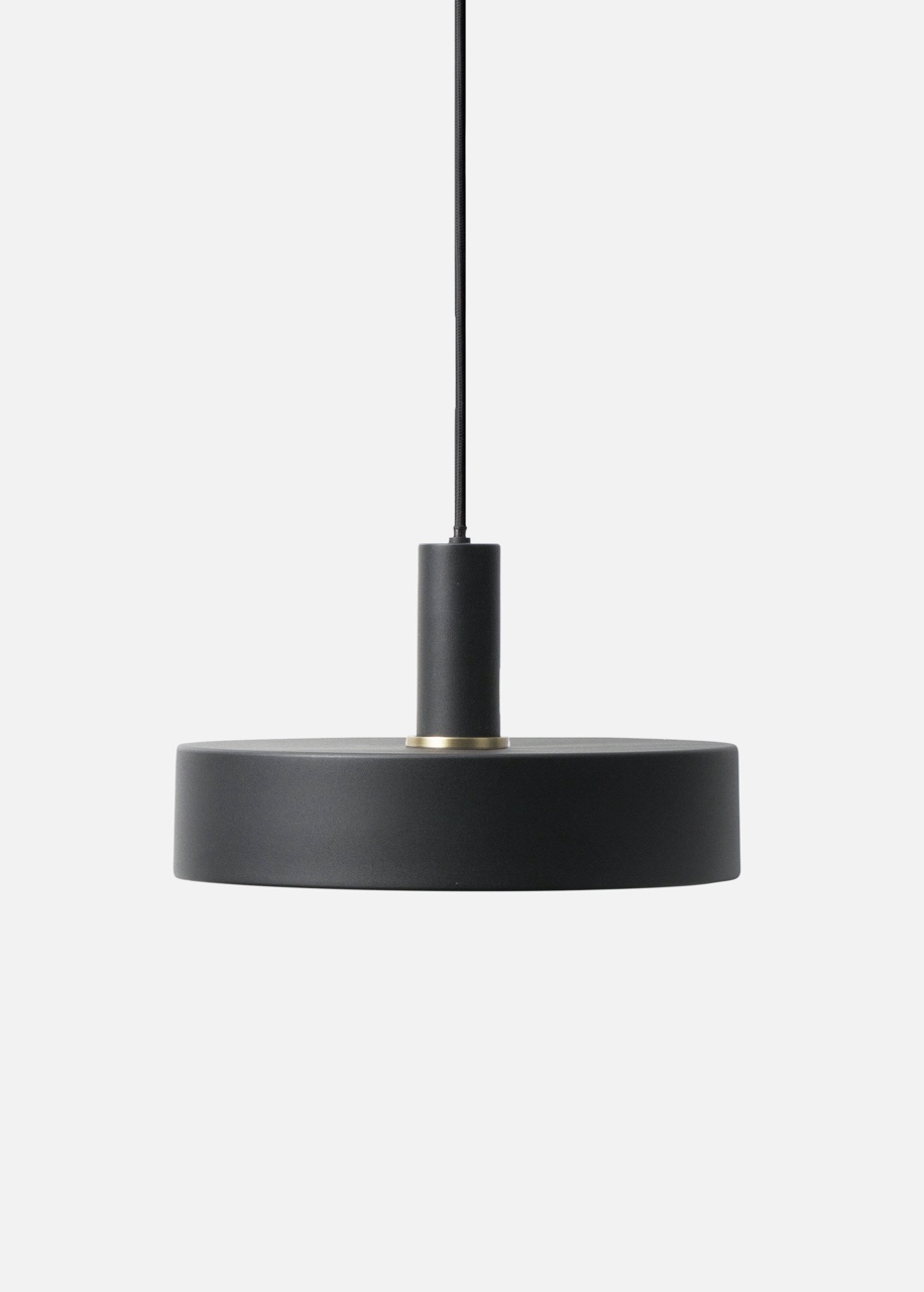 black low - black