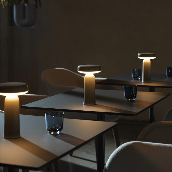 Ease Portable Lamp Black Taupe