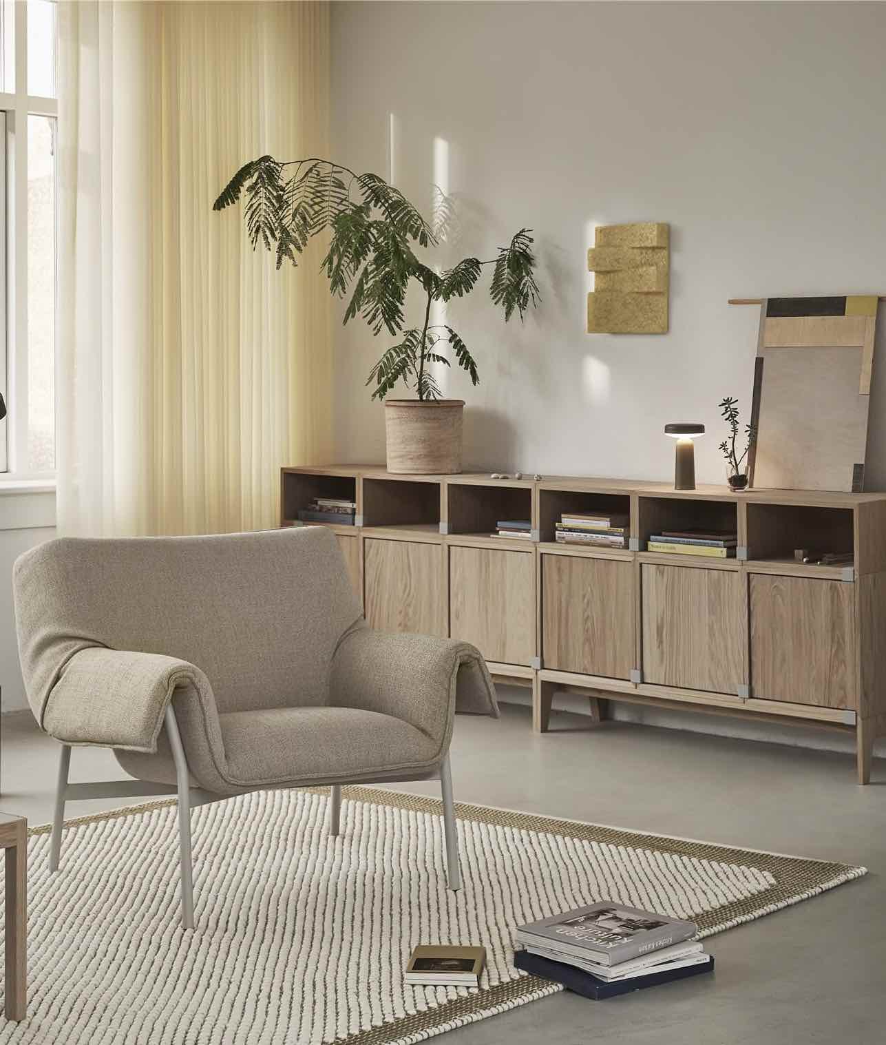 wrap-lounge-chair-ecriture-240-grey-workshop-coffee-table-warm-grey-linoleum-pebble-rug-200x300-brown-green-post-raise-stacked-ease-taupe-muuto-org