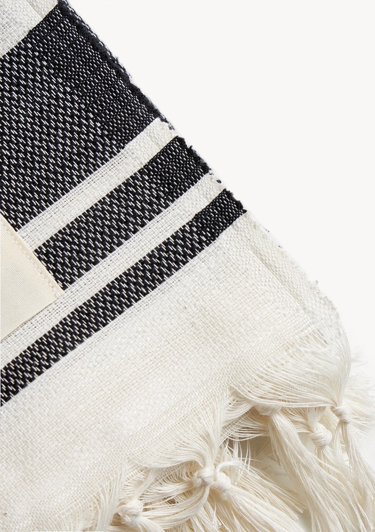 soleto-tencel-towel-black-c