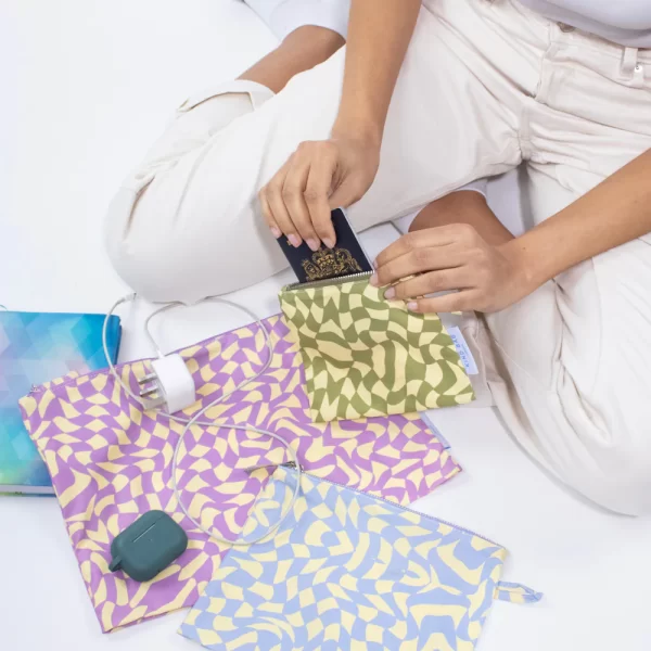 Wavy Check Pouches x3