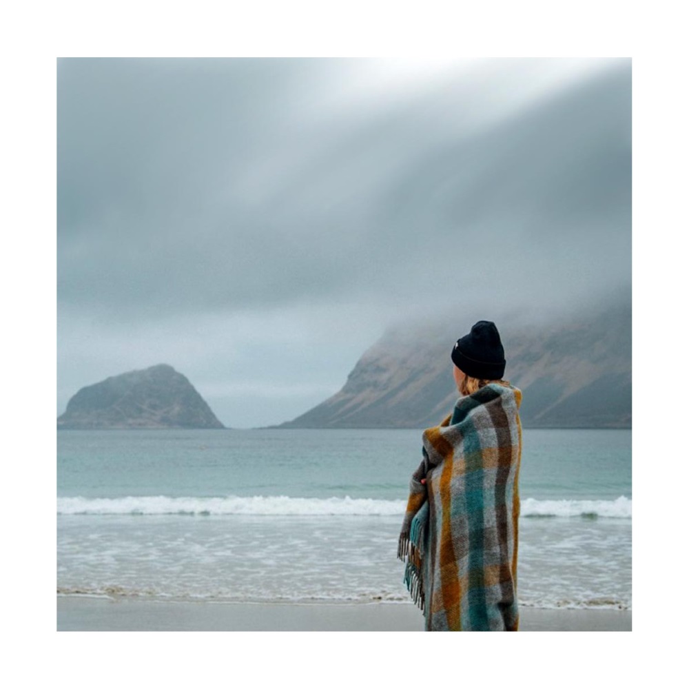 gotland-turquoise-multi-plaid-laine-klippan-yllefabrik